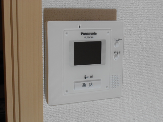 セキュリティ　カラーＴＶモニター付インターホン完備