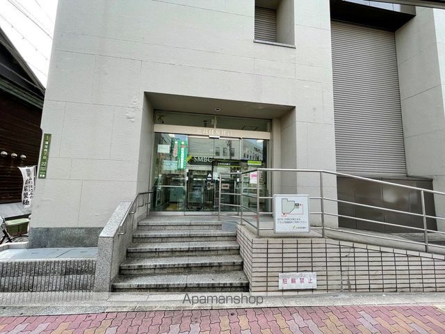 銀行　三井住友銀行城東支店（銀行）まで412m