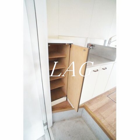 玄関　玄関です。