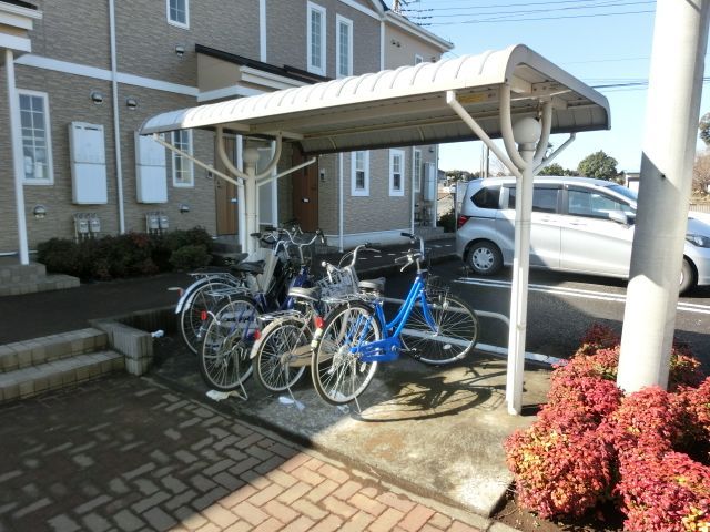 その他共有部分　屋根付きの駐輪場