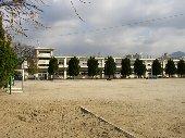 小学校　二日市小学校（小学校）まで2072m