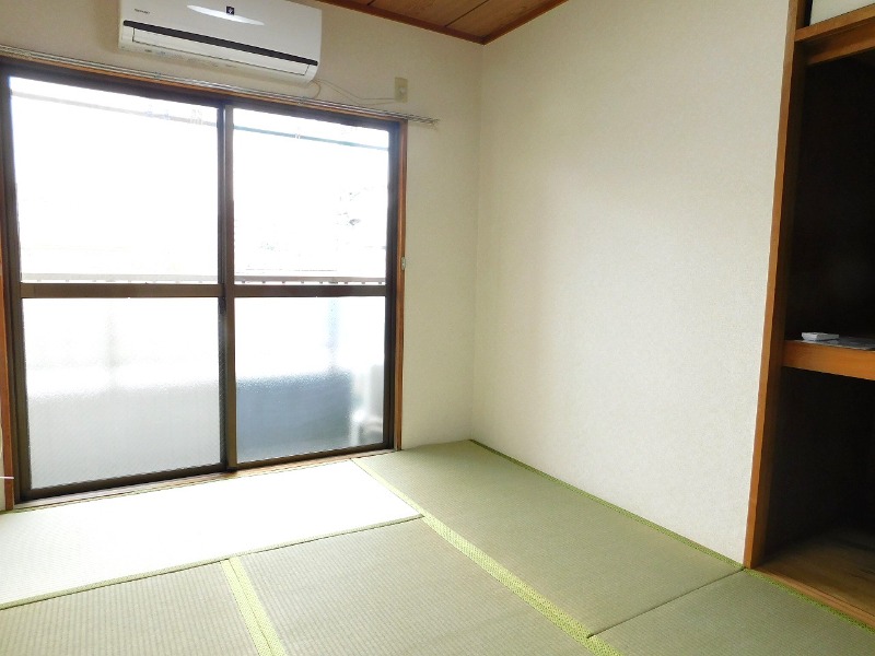 矢野ビルの居間写真