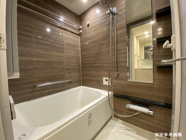 バス・シャワールーム　雨の日にも安心の浴室乾燥機付き♪