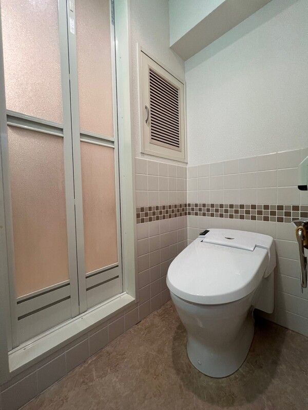 ラティス新橋のトイレ写真
