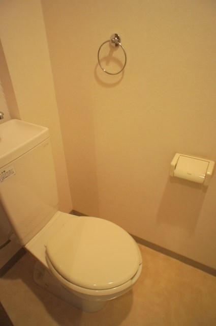 メゾンドブローニュ東松原のトイレ写真