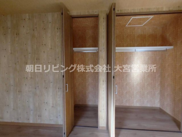 ＪＲ宇都宮線 蓮田駅 バス乗車時間：15分 最寄りバス停で下車 徒歩4分 2階建 築11年の内装写真