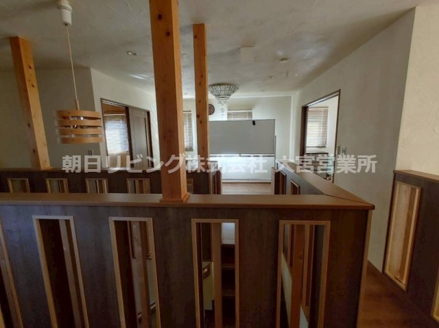 ＪＲ宇都宮線 蓮田駅 バス乗車時間：15分 最寄りバス停で下車 徒歩4分 2階建 築11年の内装写真