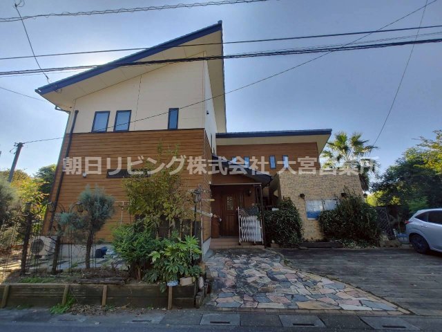 ＪＲ宇都宮線 蓮田駅 バス乗車時間：15分 最寄りバス停で下車 徒歩4分 築11年