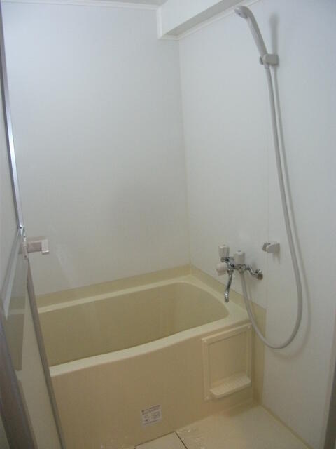 バス・シャワールーム　※他部屋参考写真