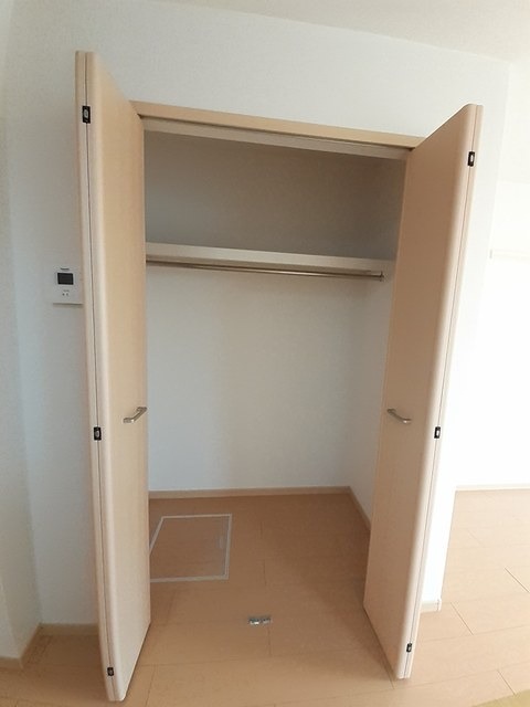 収納　図面と現状に相違がある場合には現状を優先