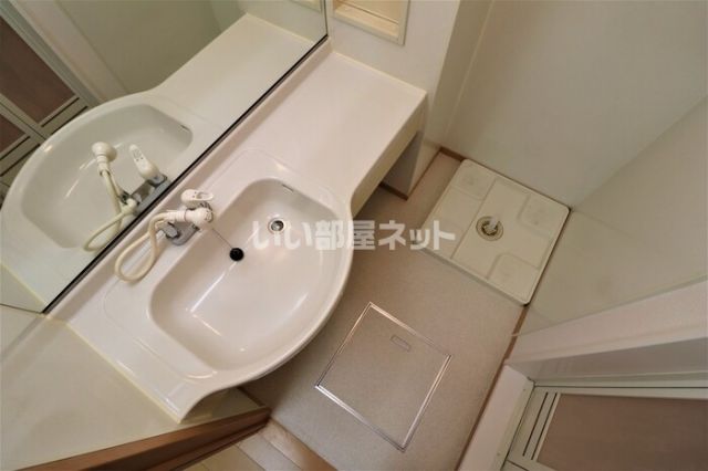 ＪＲ宇都宮線 小山駅 徒歩45分 3階建 築20年の内装写真