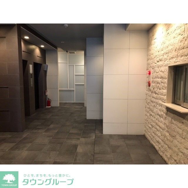 エントランス　1Fオ－トロック内