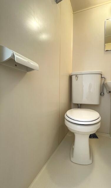ＪＲ山手線 大崎駅 徒歩7分 2階建 築38年のトイレ写真