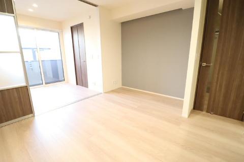 セレスティア藤江町の居間写真