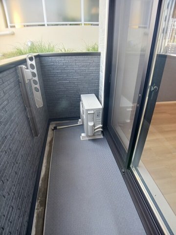 バルコニー　陽当たり良好なバルコニーです