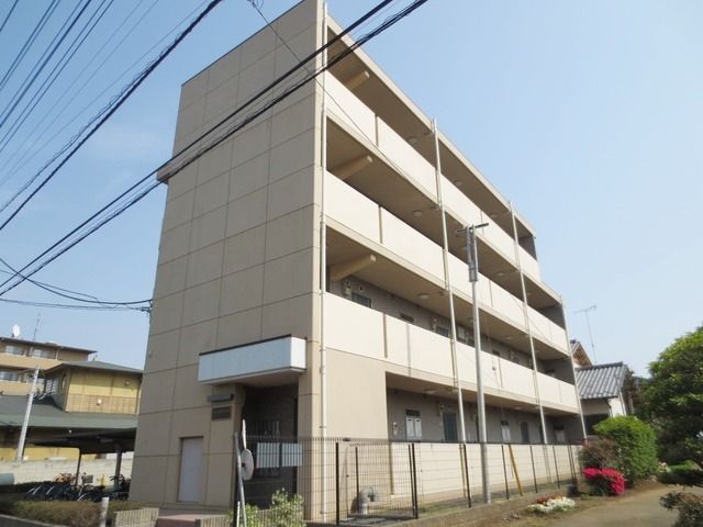 エントランス　★お洒落で綺麗な外観★