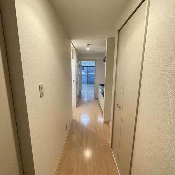 玄関　（別室参考写真）ルミエール　板橋区板橋2
