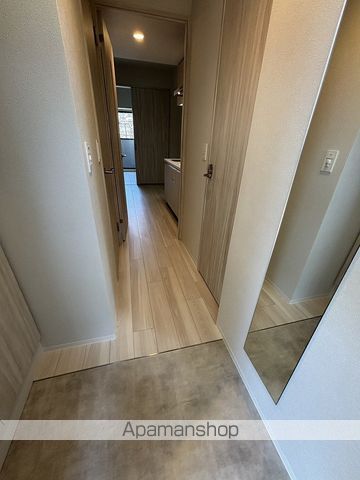 地下鉄谷町線 天神橋筋六丁目駅 徒歩5分 10階建 築2年の玄関写真
