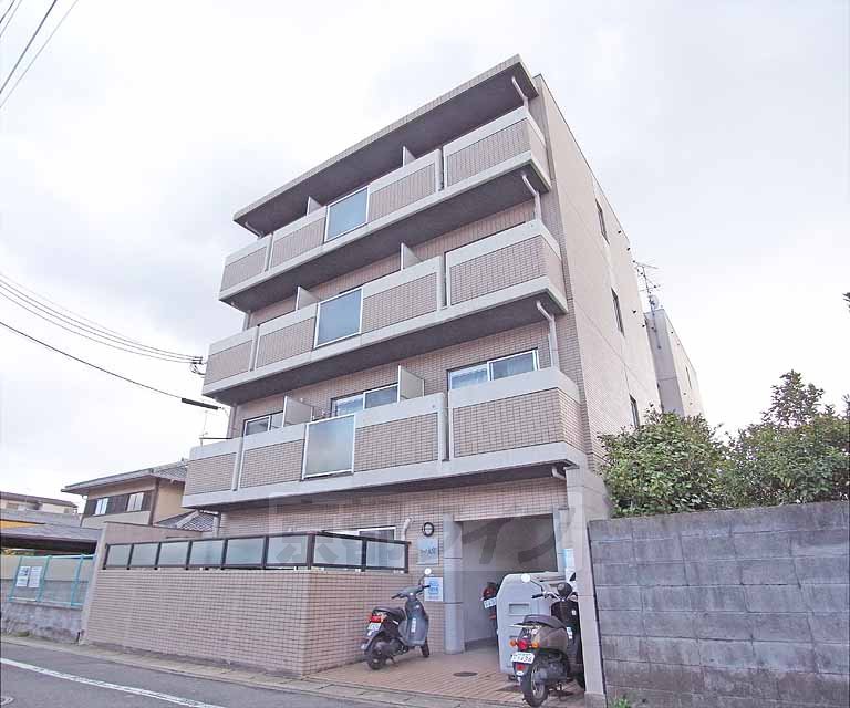 マノワールの外観写真