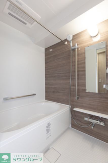 バス・シャワールーム　※写真は同タイプ住戸です。