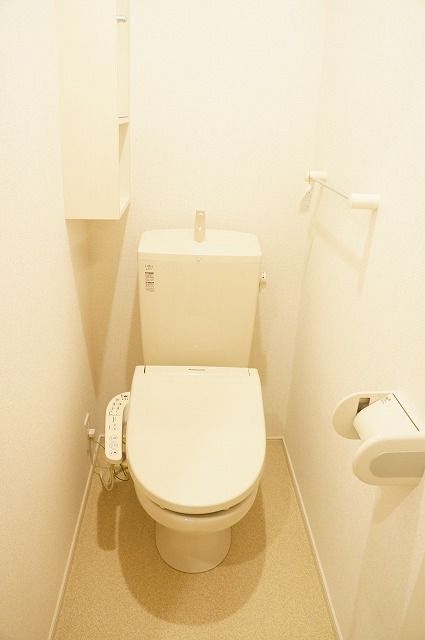 シャルマンメゾン・イーストのトイレ写真