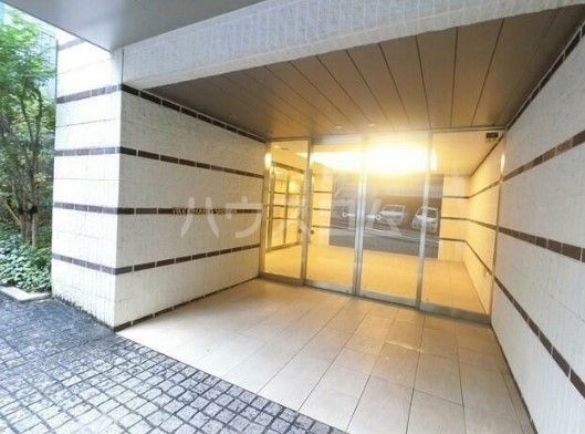 パークハビオ渋谷の玄関写真