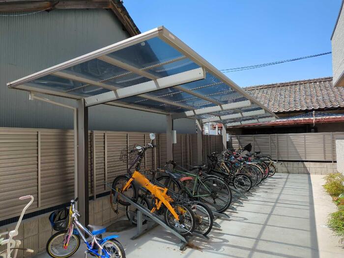 南海本線 泉大津駅 徒歩7分 3階建 築6年の外観写真