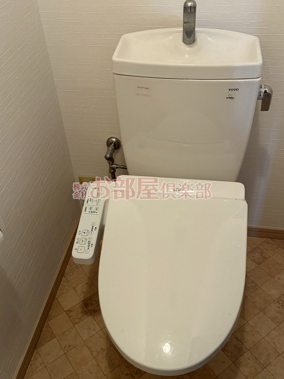 トイレ　トイレもきれいです