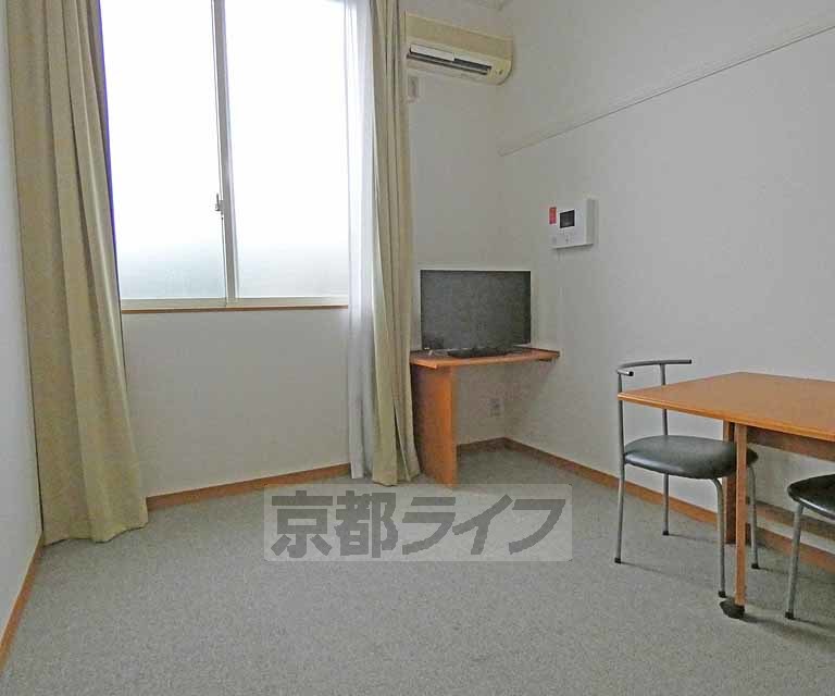 居室・リビング　広々としたお部屋です！