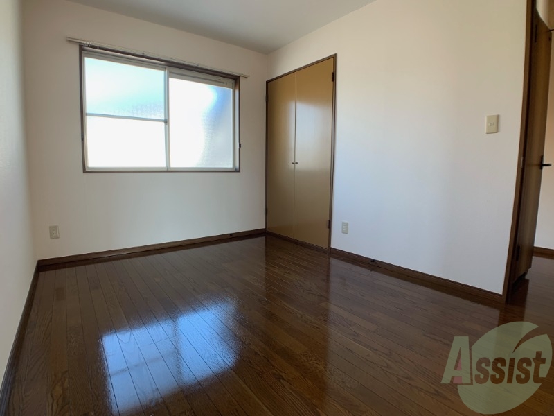 その他部屋・スペース　広々としていてベッドを置いても快適そうですね！