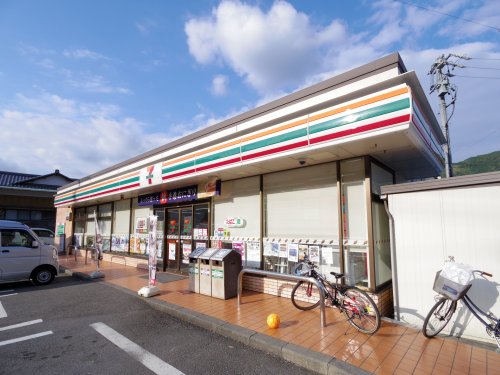 【静岡市清水区小島町のアパートのコンビニ】