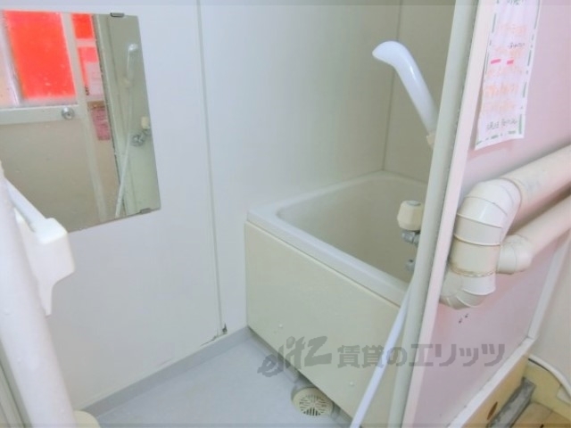 その他　共同シャワー