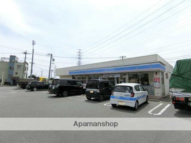 コンビニ　ローソン（コンビニ）まで630m