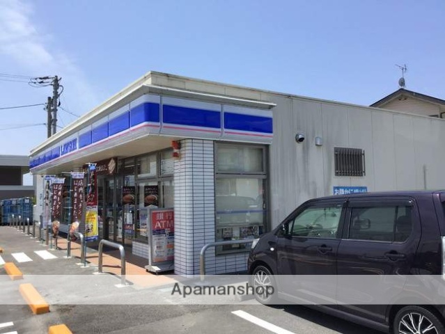 コンビニ　ローソン（コンビニ）まで877m