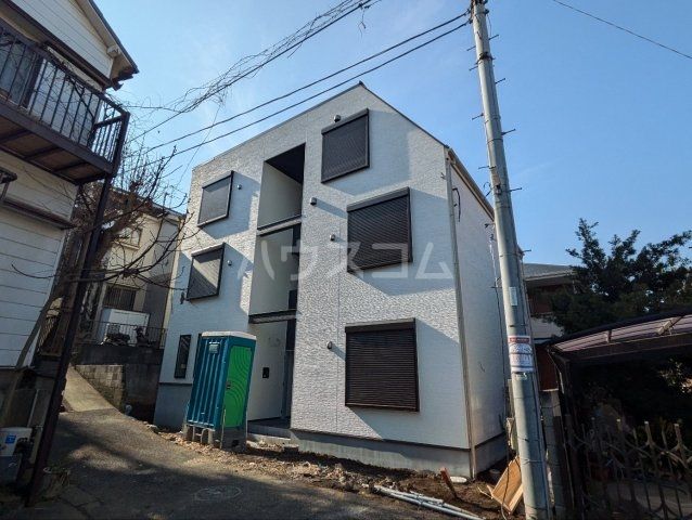 【ウェルスビスタ津田沼の建物外観】