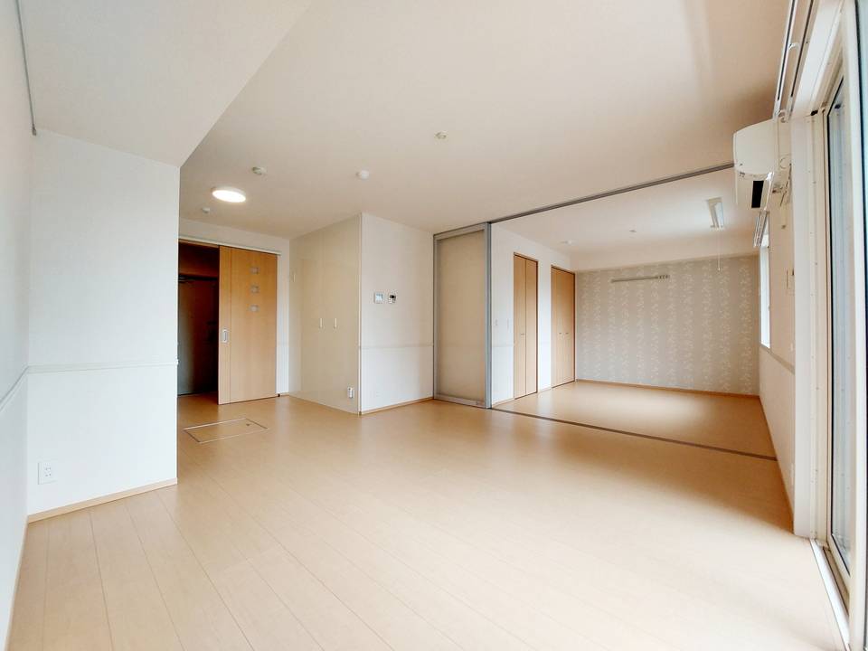 居室・リビング　リビング