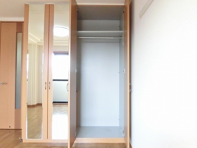 収納　同型物件室内写真