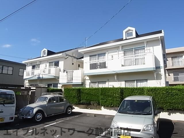 建物外観　落ち着いた雰囲気の外観です