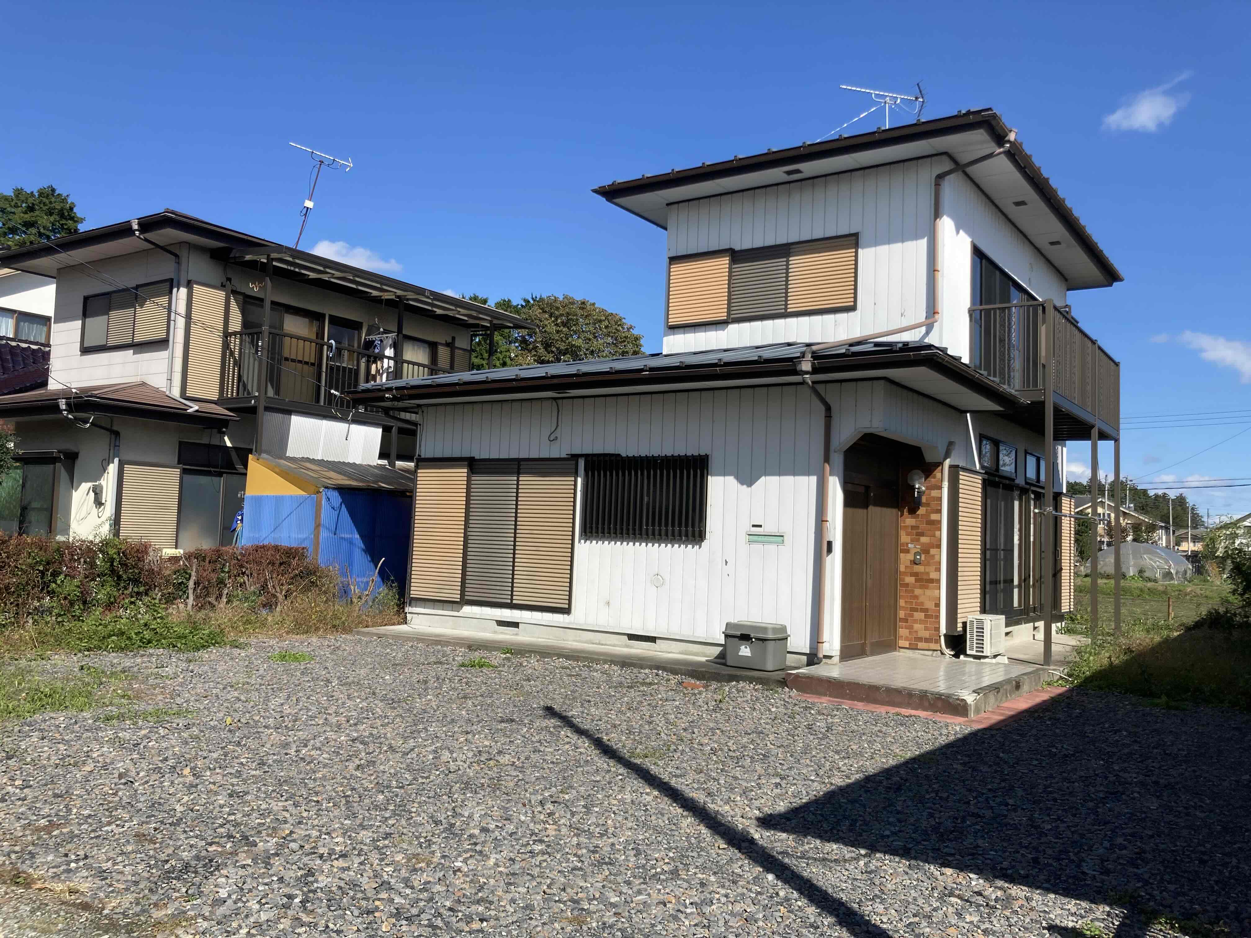 西三島5丁目戸建ての建物外観