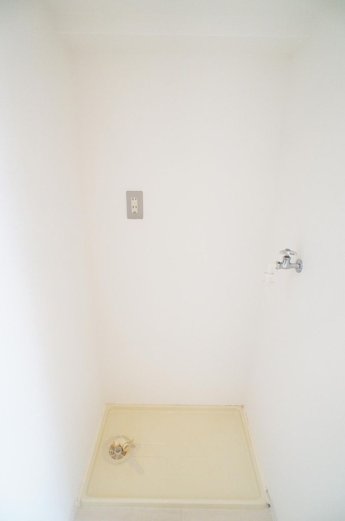 その他設備　室内に洗濯機置き場あり　※別部屋参考写真