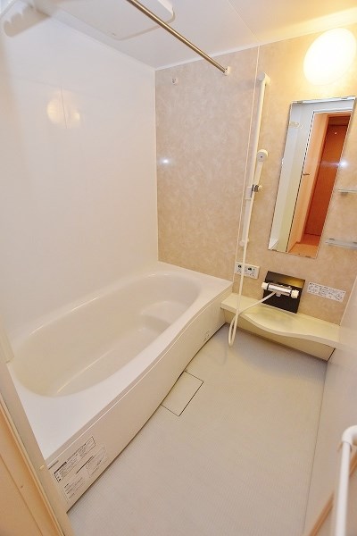 バス・シャワールーム　★洋室★