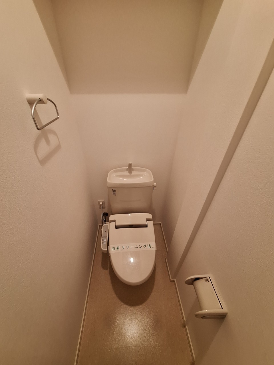 トイレ　★温水洗浄便座付き★別号室参考資料★