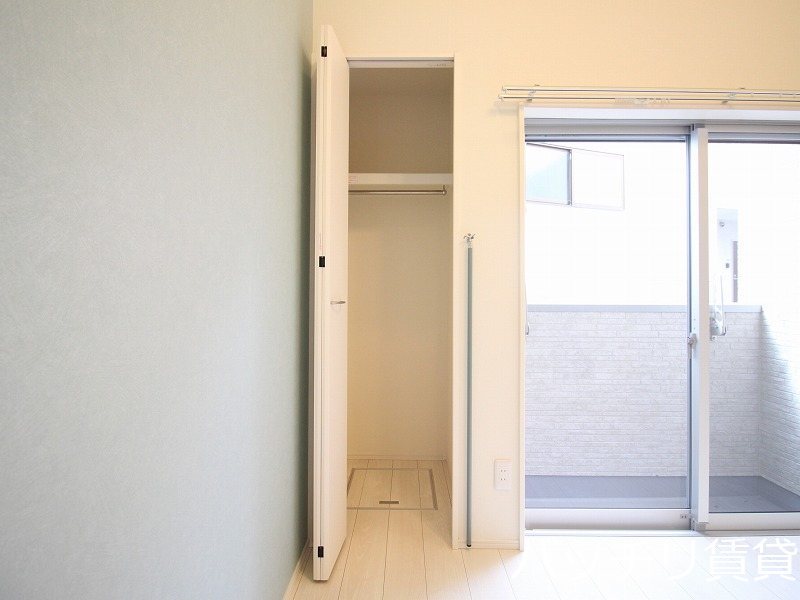 収納　画像は別号室タイプの為、現状を優先致します。