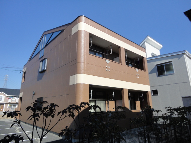 建物外観　外観写真（昼）