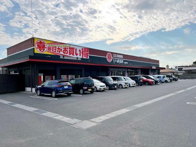 スーパー　ウェスタまるき工学部通り店（スーパー）まで584m