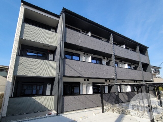 建物外観　安心のオートロック付き♪