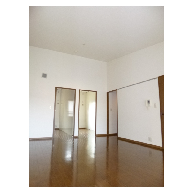 居室・リビング　同タイプ・別部屋