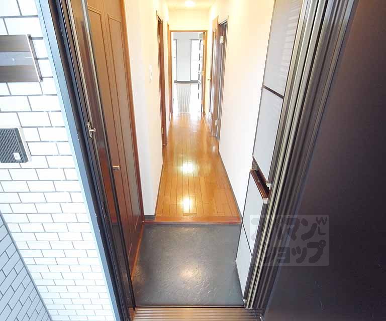 玄関　玄関です。