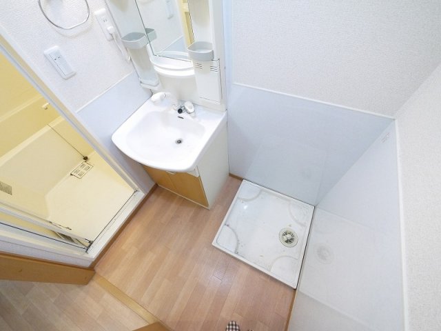 その他設備　嬉しい室内洗濯機置き場があります。