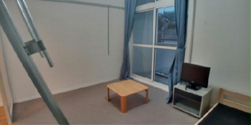 居室・リビング　ロフト付きだから、天井高いのがこの物件の売りです